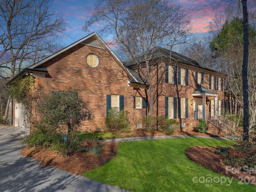 1624 Chadmore Lane, Concord, NC 28027.  MLS# CAR4234626, YatesRealty ID 24536. 