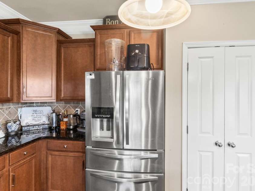 151 Millen Drive, Mooresville, NC 28115.  MLS# CAR4382866, YatesRealty ID 24537. Kitchen