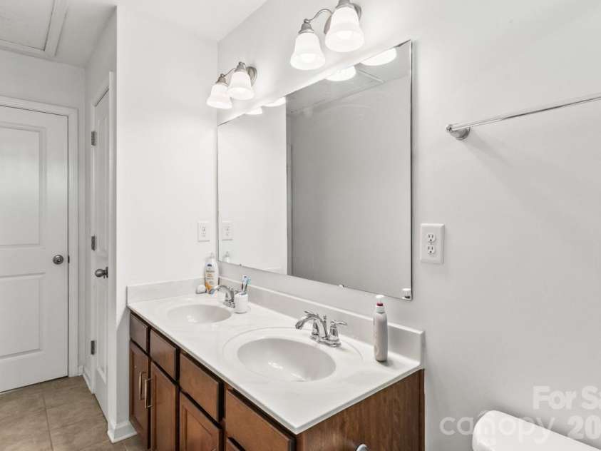 151 Millen Drive, Mooresville, NC 28115.  MLS# CAR4382866, YatesRealty ID 24537. Second full bathroom