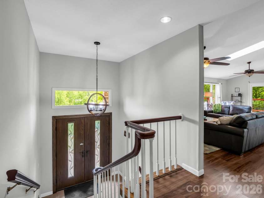 656 Cashiers Valley Road, Brevard, NC 28712.  MLS# CAR4382914, YatesRealty ID 24538. 