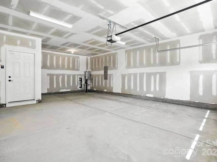 3022 Cedar Falls Drive, Waxhaw, NC 28173.  MLS# CAR4248821, YatesRealty ID 24539. 