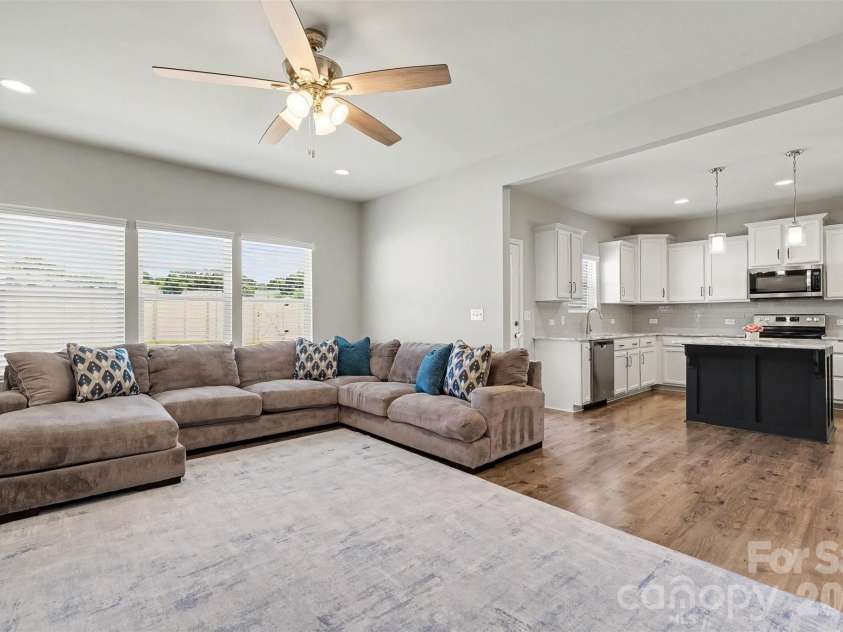 5144 Thomasville Drive, Belmont, NC 28012.  MLS# CAR4383578, YatesRealty ID 24539. 
