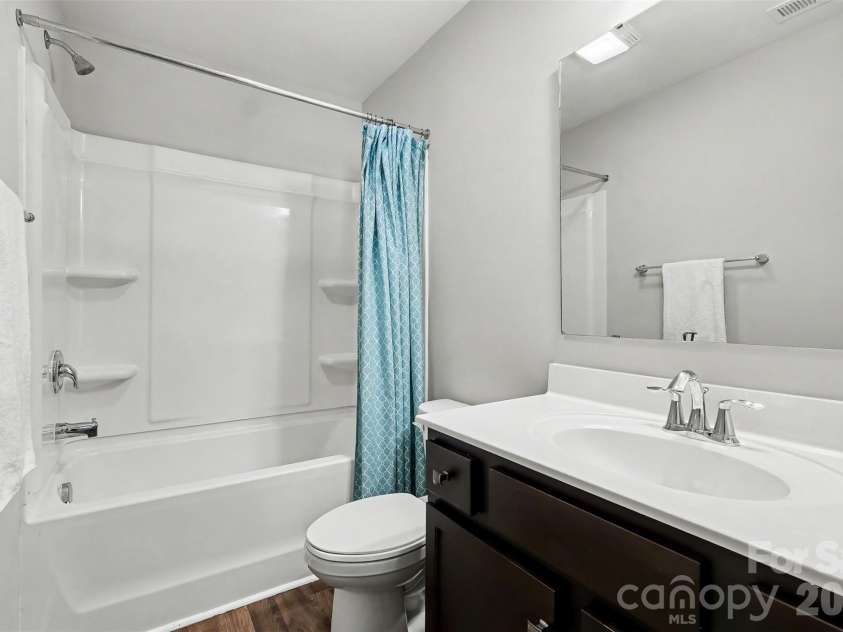 5144 Thomasville Drive, Belmont, NC 28012.  MLS# CAR4383578, YatesRealty ID 24539. 