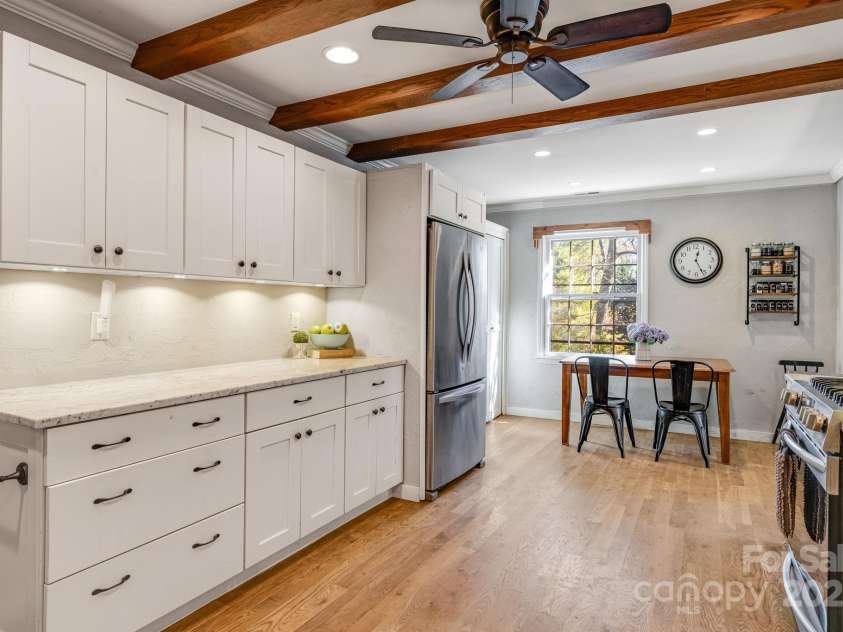 203 Davis Mountain Road, Laurel Park, NC 28739.  MLS# CAR4332728, YatesRealty ID 24540. Spacious counter space and storage