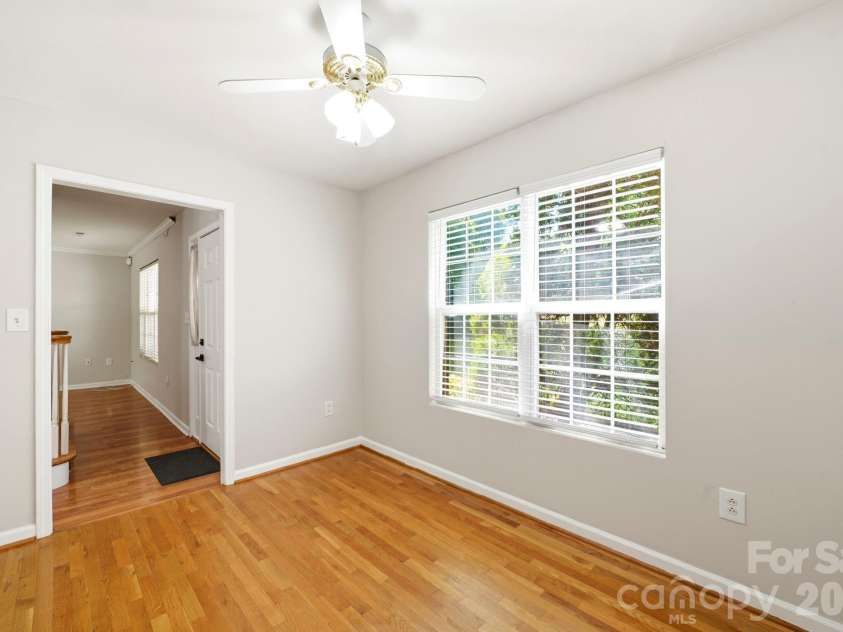 5226 Rockwood Road, Charlotte, NC 28216.  MLS# CAR4403218, YatesRealty ID 24541. 