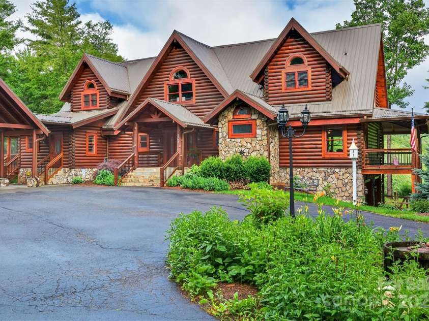 904 Bryan Hollow Road, Boone, NC 28607.  MLS# CAR4278936, YatesRealty ID 24541. 