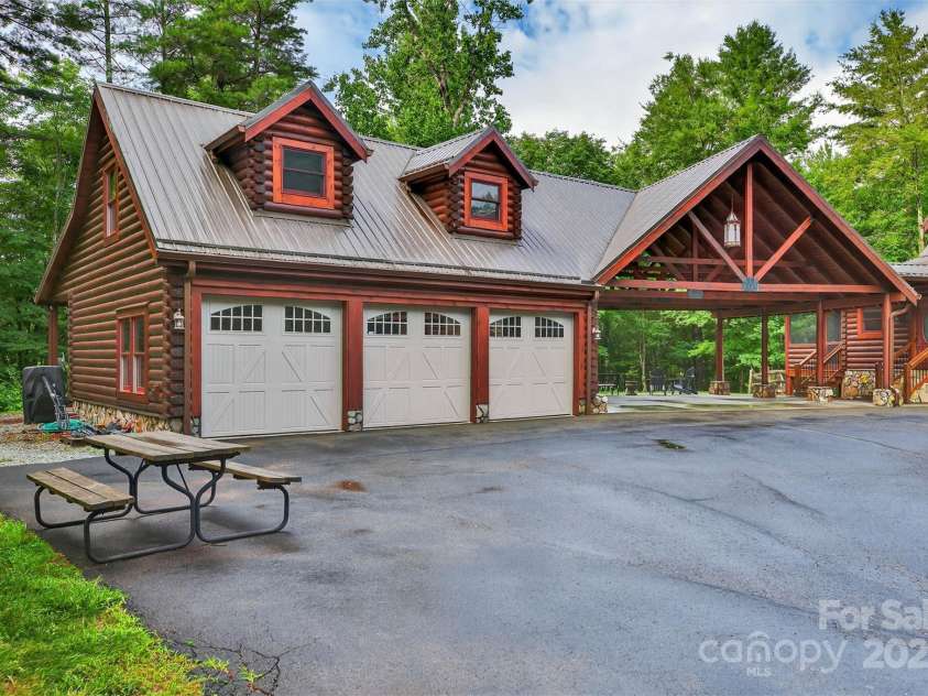 904 Bryan Hollow Road, Boone, NC 28607.  MLS# CAR4278936, YatesRealty ID 24541. 