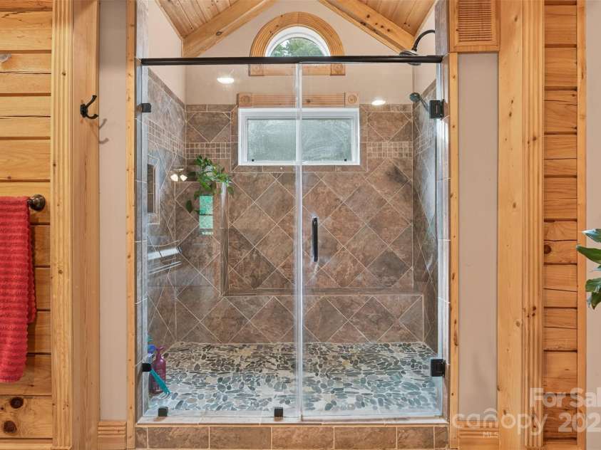 904 Bryan Hollow Road, Boone, NC 28607.  MLS# CAR4278936, YatesRealty ID 24541. 