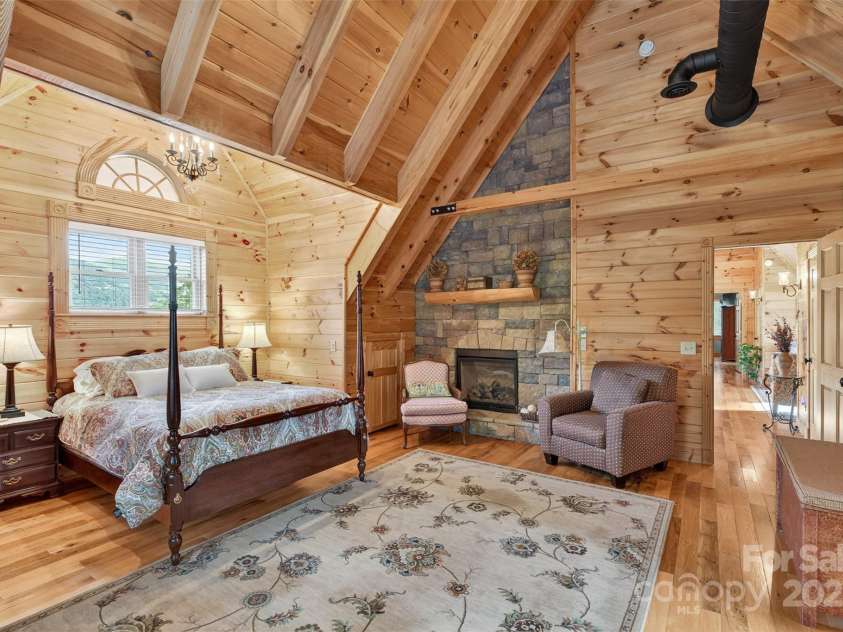 904 Bryan Hollow Road, Boone, NC 28607.  MLS# CAR4278936, YatesRealty ID 24541. 