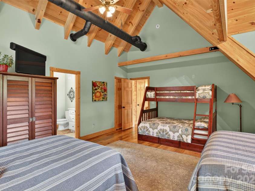 904 Bryan Hollow Road, Boone, NC 28607.  MLS# CAR4278936, YatesRealty ID 24541. 