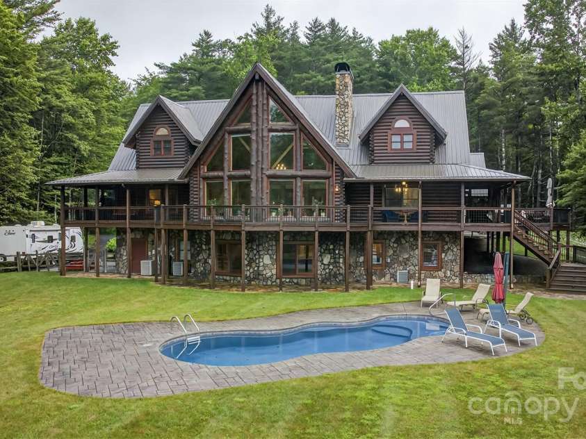 904 Bryan Hollow Road, Boone, NC 28607.  MLS# CAR4278936, YatesRealty ID 24541. 