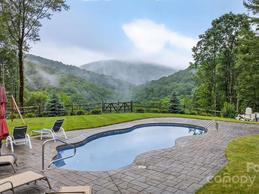 904 Bryan Hollow Road, Boone, NC 28607.  MLS# CAR4278936, YatesRealty ID 24541. 