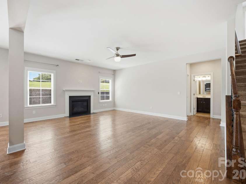 2284 Barrowcliffe Drive, Concord, NC 28027.  MLS# CAR4381271, YatesRealty ID 24542. 