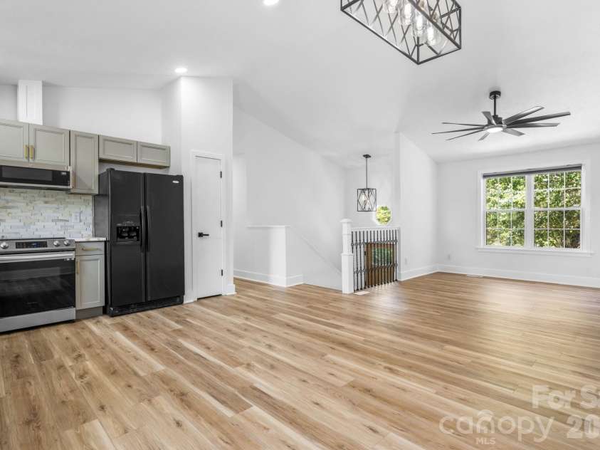 4362 Calico Road, Lenoir, NC 28645.  MLS# CAR4378595, YatesRealty ID 24543. 