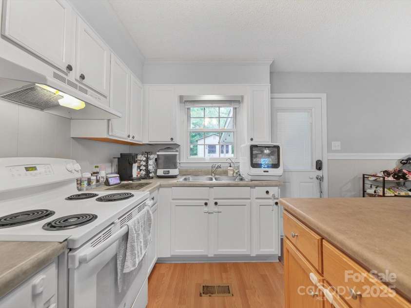 1780 Short Street, Mount Pleasant, NC 28124.  MLS# CAR4244044, YatesRealty ID 24544. 