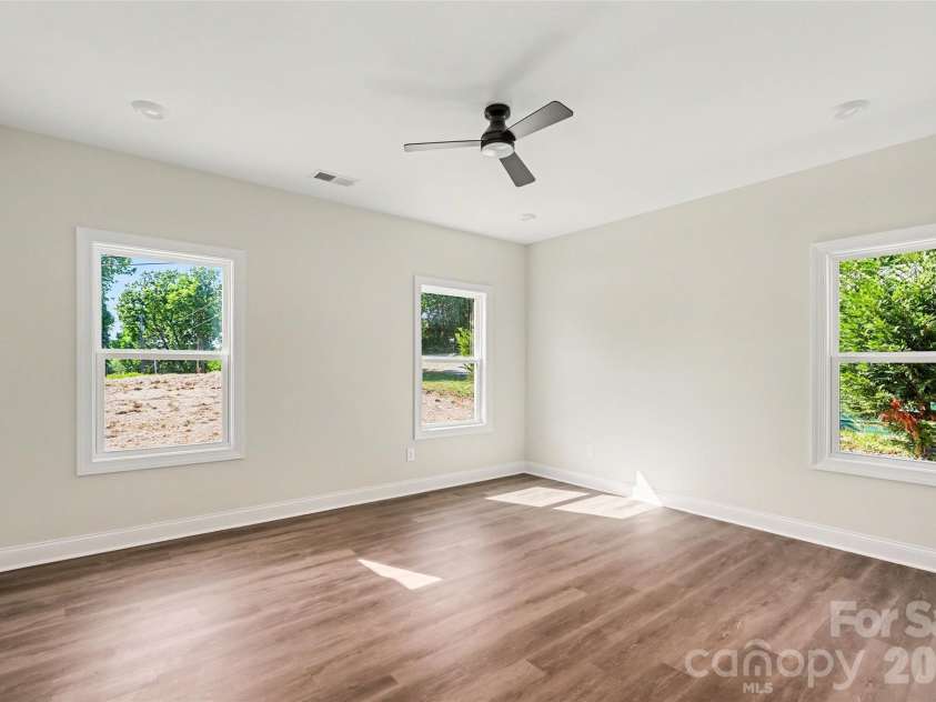 1452 Robinwood Road, Gastonia, NC 28054.  MLS# CAR4366312, YatesRealty ID 24545. Primary bedroom