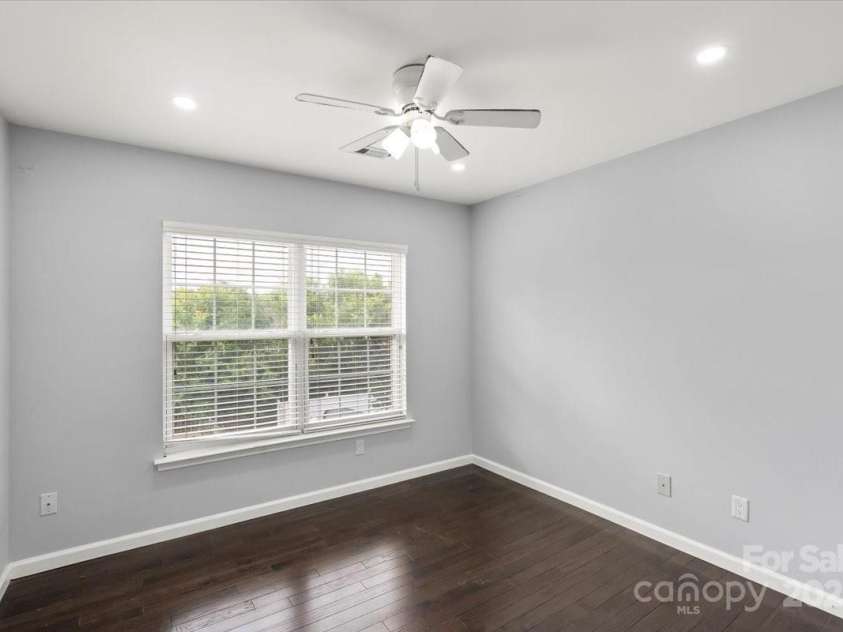 2527 Fossil Stone Lane, Fort Mill, SC 29708.  MLS# CAR4271300, YatesRealty ID 24545. 