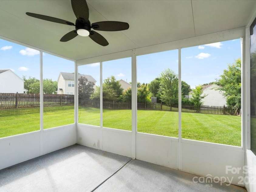 2527 Fossil Stone Lane, Fort Mill, SC 29708.  MLS# CAR4271300, YatesRealty ID 24545. Enclosed Patio
