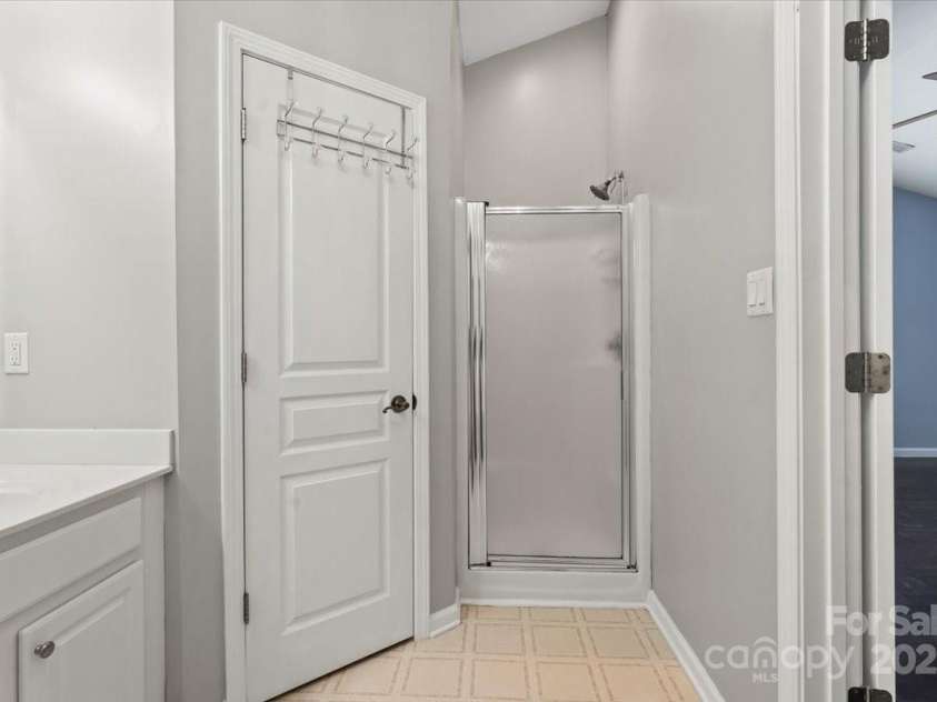 2527 Fossil Stone Lane, Fort Mill, SC 29708.  MLS# CAR4271300, YatesRealty ID 24545. Toilet in enclosed for privacy