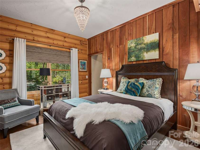 201 Flowering Ridge, Canton, NC 28716.  MLS# CAR4382590, YatesRealty ID 24546. 