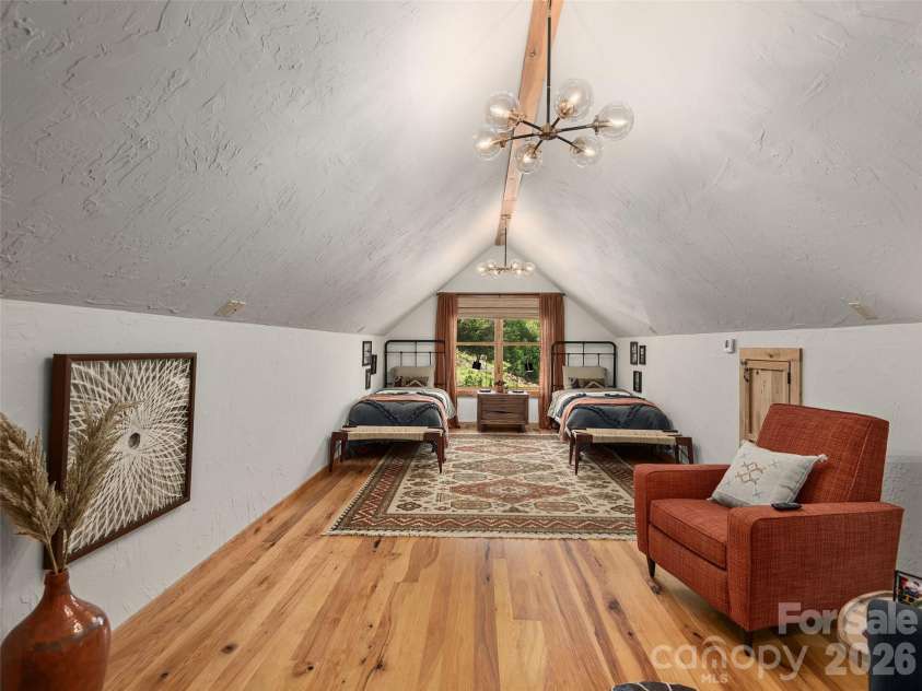 201 Flowering Ridge, Canton, NC 28716.  MLS# CAR4382590, YatesRealty ID 24546. 