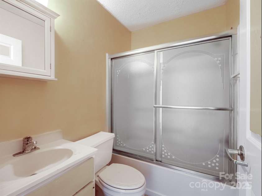 4325 Wolf Pond Road, Monroe, NC 28112.  MLS# CAR4255158, YatesRealty ID 24546. 