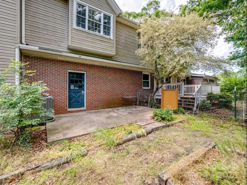 4325 Wolf Pond Road, Monroe, NC 28112.  MLS# CAR4255158, YatesRealty ID 24546. 