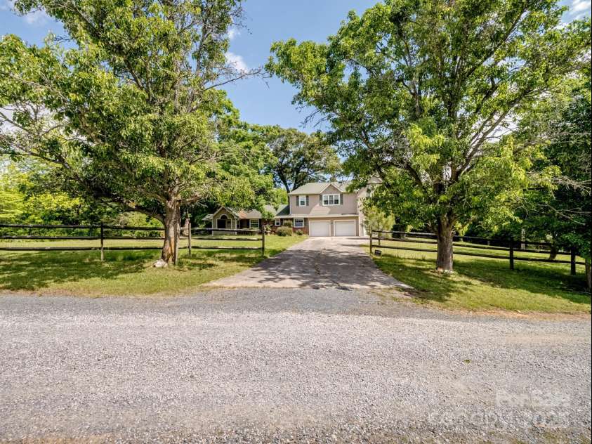 4325 Wolf Pond Road, Monroe, NC 28112.  MLS# CAR4255158, YatesRealty ID 24546. 