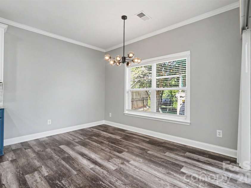 325 Mount Side Way, Fort Mill, SC 29715.  MLS# CAR4418360, YatesRealty ID 24547. Dining Room