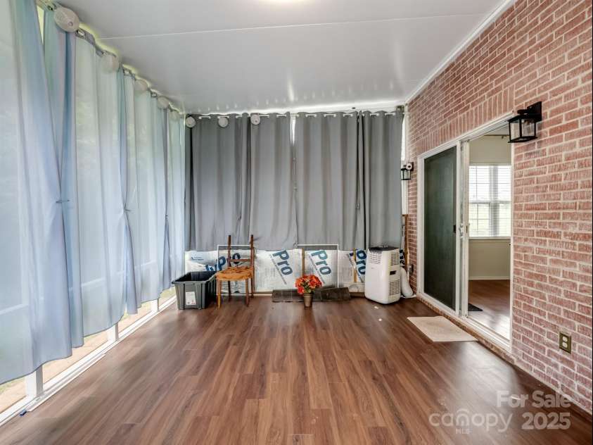 9903 Southampton Commons Drive, Charlotte, NC 28277.  MLS# CAR4324549, YatesRealty ID 24547. 