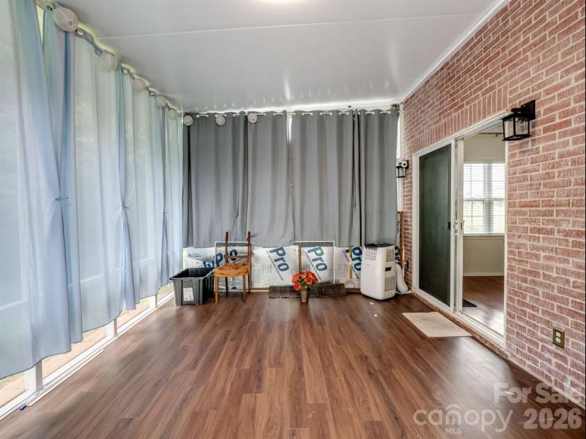 9903 Southampton Commons Drive, Charlotte, NC 28277.  MLS# CAR4324549, YatesRealty ID 24547. 