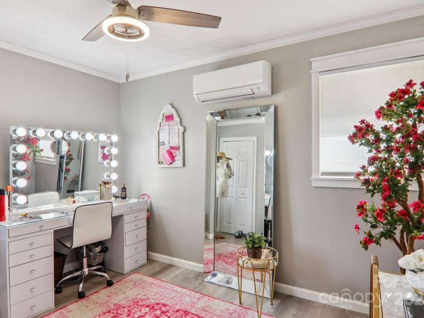 199 Davis Cove Road, Waynesville, NC 28786.  MLS# CAR4320406, YatesRealty ID 2455. 