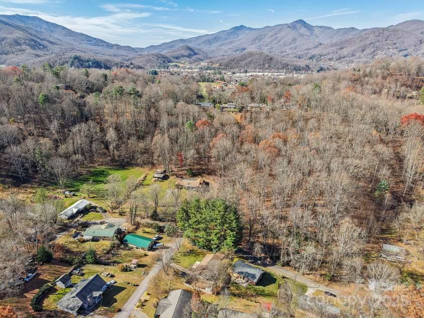 199 Davis Cove Road, Waynesville, NC 28786.  MLS# CAR4320406, YatesRealty ID 2455. 