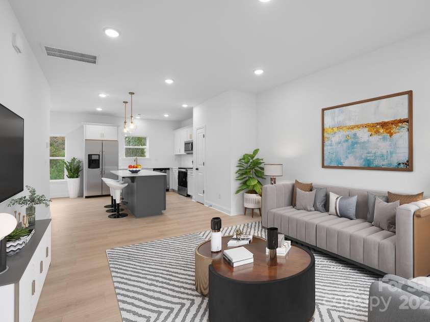 79 Walnut Springs Lane, Asheville, NC 28804.  MLS# CAR4205811, YatesRealty ID 2455. 