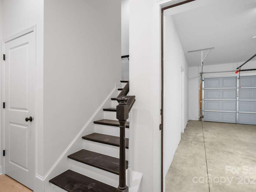 79 Walnut Springs Lane, Asheville, NC 28804.  MLS# CAR4205811, YatesRealty ID 2455. 