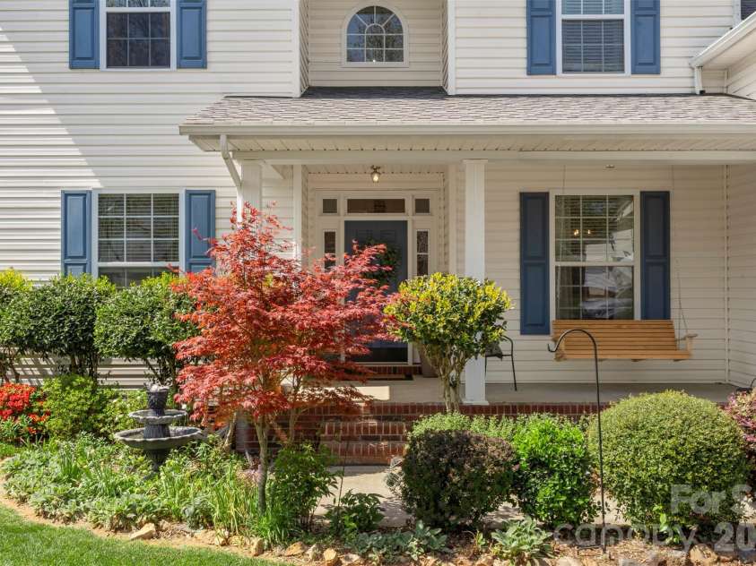 14926 Bridle Trace Lane, Pineville, NC 28134.  MLS# CAR4379453, YatesRealty ID 24550. 