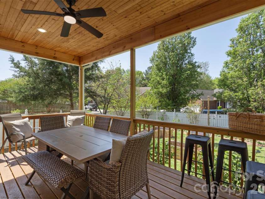 14926 Bridle Trace Lane, Pineville, NC 28134.  MLS# CAR4379453, YatesRealty ID 24550. 