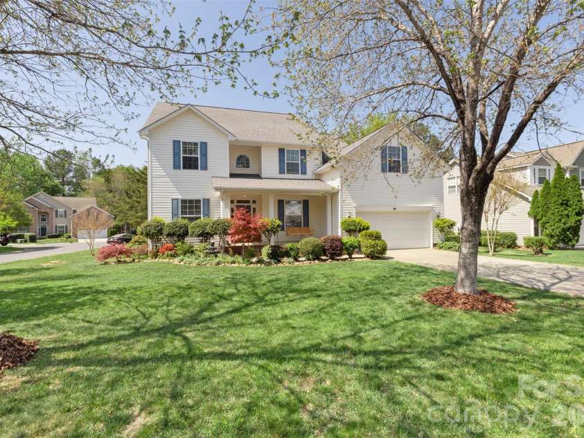 14926 Bridle Trace Lane, Pineville, NC 28134.  MLS# CAR4379453, YatesRealty ID 24550. 