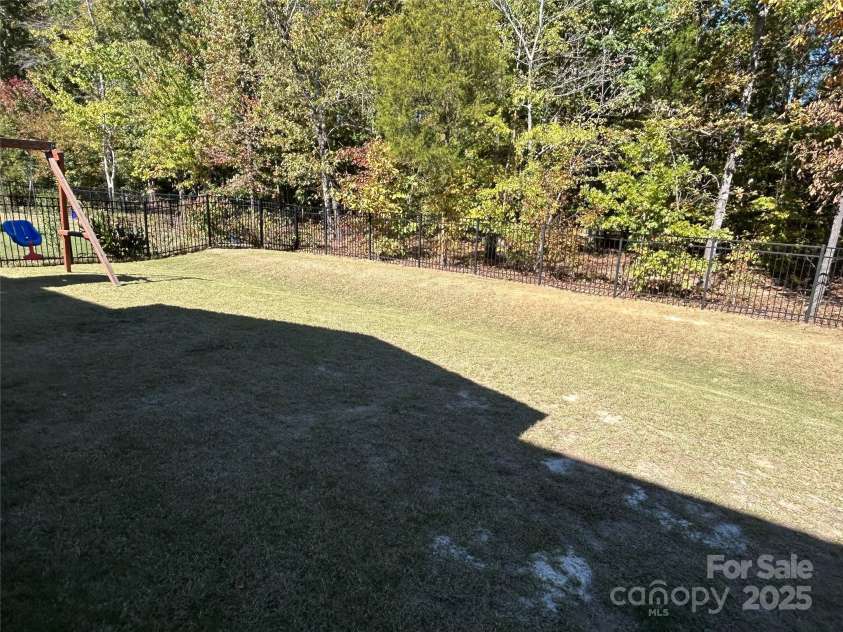 1601 Calder Drive, Indian Trail, NC 28079.  MLS# CAR4313477, YatesRealty ID 24550. 