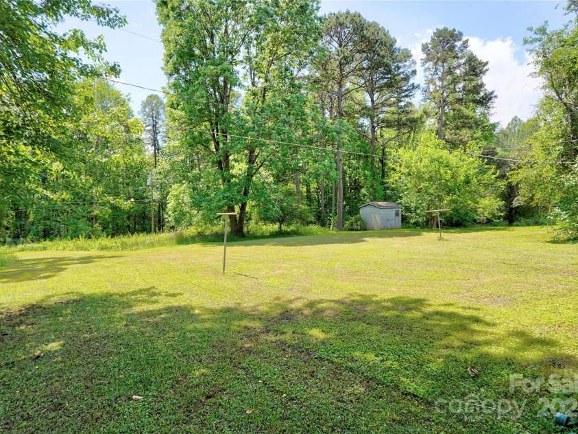 3455 Hickory Place, Salisbury, NC 28144.  MLS# CAR4255706, YatesRealty ID 24551. Spacious priate lot!