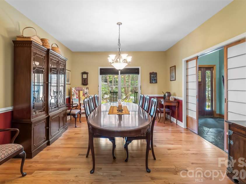 1668 Southpointe Drive, Morganton, NC 28655.  MLS# CAR4363853, YatesRealty ID 24552. 