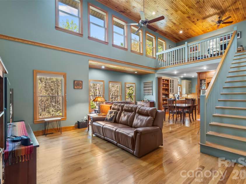 1668 Southpointe Drive, Morganton, NC 28655.  MLS# CAR4363853, YatesRealty ID 24552. 