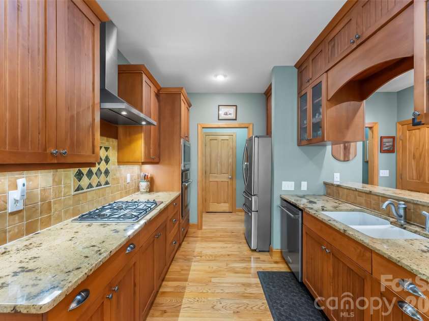1668 Southpointe Drive, Morganton, NC 28655.  MLS# CAR4363853, YatesRealty ID 24552. 