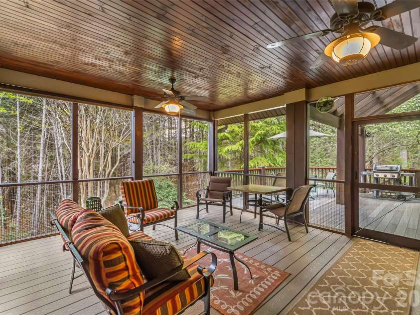 1668 Southpointe Drive, Morganton, NC 28655.  MLS# CAR4363853, YatesRealty ID 24552. 