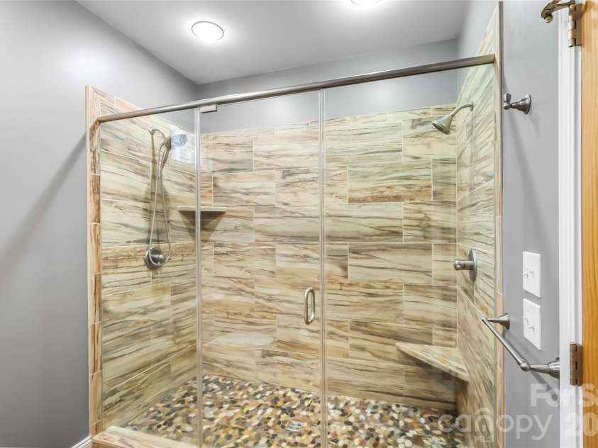 1668 Southpointe Drive, Morganton, NC 28655.  MLS# CAR4363853, YatesRealty ID 24552. 