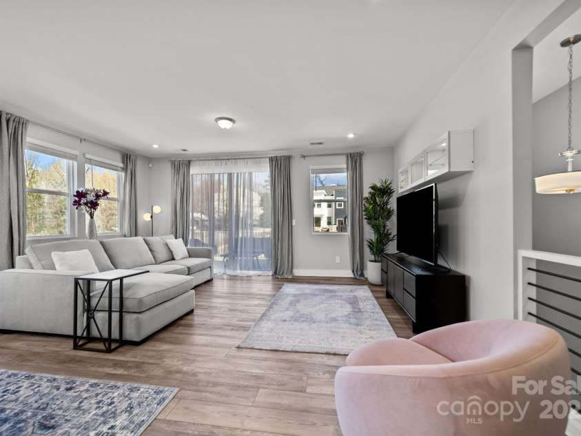 3321 Treble Court, Charlotte, NC 28262.  MLS# CAR4261298, YatesRealty ID 24552. 