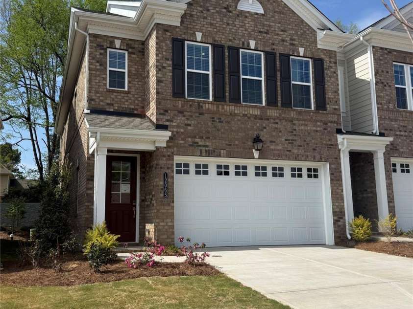 12023 Lavinia Lane, Charlotte, NC 28277.  MLS# CAR4380138, YatesRealty ID 24553. 