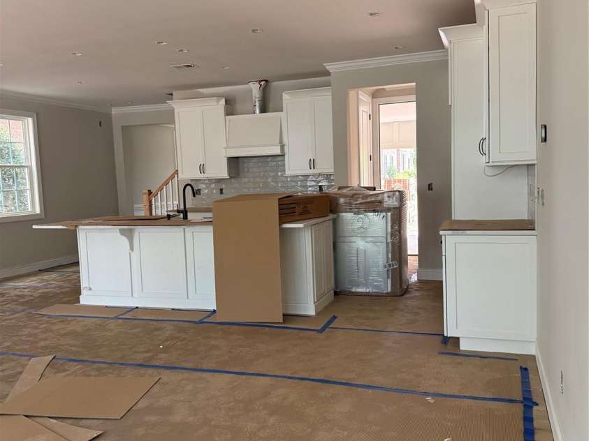 12023 Lavinia Lane, Charlotte, NC 28277.  MLS# CAR4380138, YatesRealty ID 24553. View from GR towards kitchen