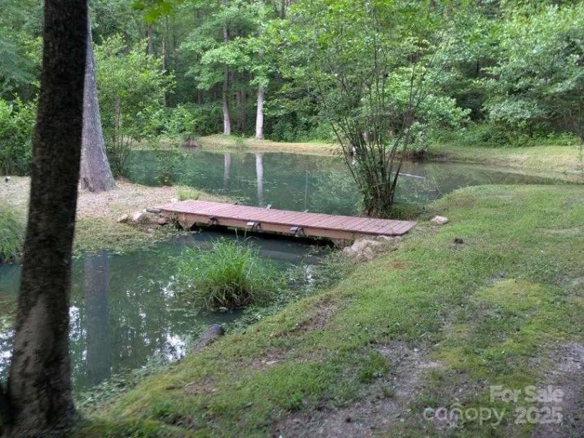 5425 Creek Run Court, Kings Mountain, NC 28086.  MLS# CAR4270104, YatesRealty ID 24553. 