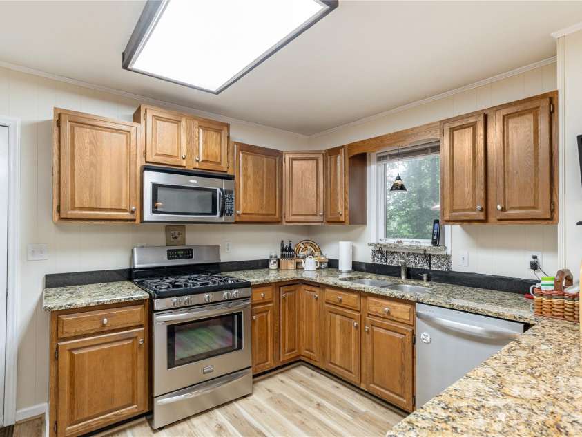 227 Acorn Lane, Pisgah Forest, NC 28768.  MLS# CAR4276385, YatesRealty ID 24554. 